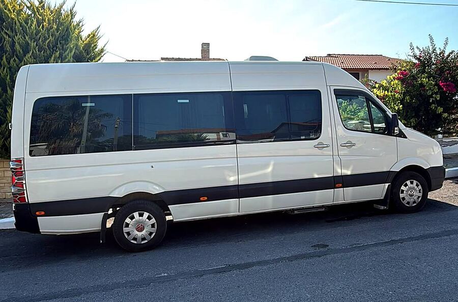 Volkswagen Crafter grup transfer minibüsümüz — Karadeniz VIP